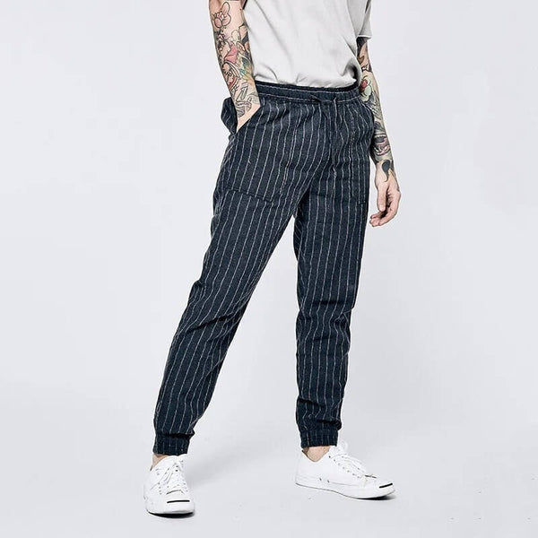 Elegante Herren Leinen-Hose mit feinem Nadelstreifen-Muster