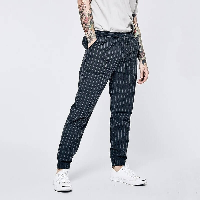Elegante Herren Leinen-Hose mit feinem Nadelstreifen-Muster