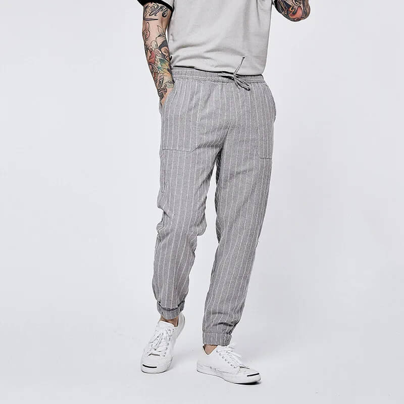 Elegante Herren Leinen-Hose mit feinem Nadelstreifen-Muster