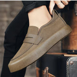 Modische Wildleder-Slipper für Herren - Stilvoll und komfortabel